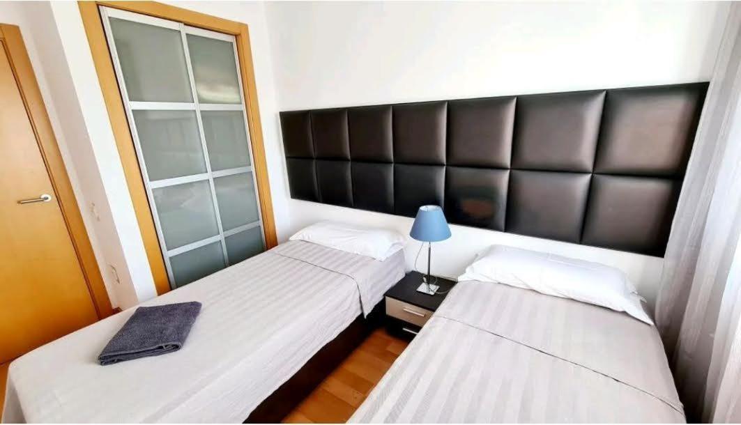 Merce Apartment Forum Barcelona Sant Adrià de Besòs Eksteriør billede